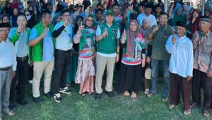 Ketua DPW PPP Sultra Andi Sumangerukka Bertemu Ratusan Relawan dan Masyarakat di Konsel