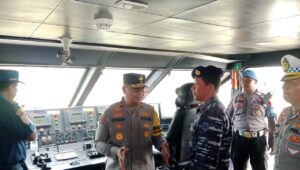 Pastikan Keamanan Masyarakat, Wakapolda Sultra Pantau Arus Balik Mudik di Pelabuhan Nusantara Kendari