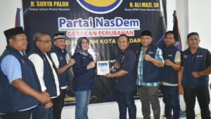 Siska Karina Imran Datang Langsung Kembalikan Formulir di Partai Nasdem