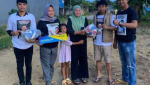 Peduli Pengembangan Olahraga di Kendari, Kerabat Yudi Suport Emak-Emak Pegiat Voly