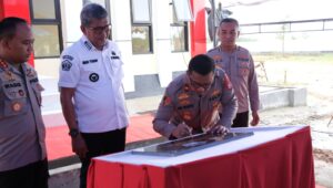Kapolda Sultra dan Pj Wali Kota Resmikan Kantor Unit Satwa Hibah Dari Pemkot Kendari
