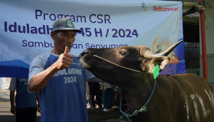 Momen Idul Adha, Telkomsel Sambungkan Senyuman dengan Berbagi Kurban kepada 43.000 Masyarakat