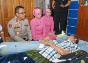 Kapolda Sultra Anjangsana Berikan Tali Asih ke Anggota Polri Sambut HUT Bhayangkara ke-78