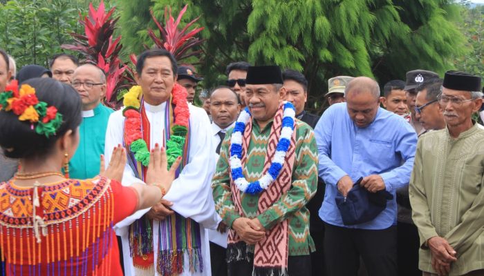 Plt Bupati Muna Janji Bantu Pembangunan Gereja GEP Sultra Jemaat Buntu Maligano