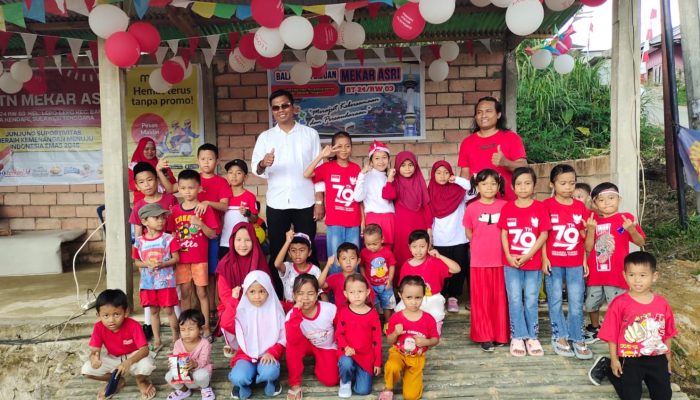 Warga RT 24 Kelurahan Lepo-lepo Kendari Semarakkan HUT RI Ke-79 dengan Lomba