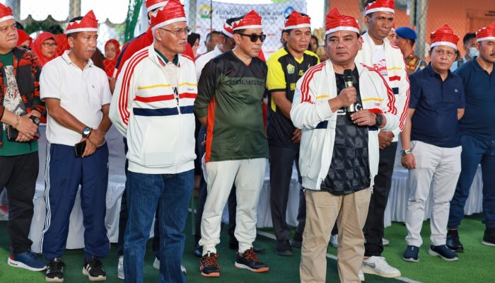 Pj Gubernur Tutup Kompetisi Futsal Pelajar SMA/SMK se-Sultra