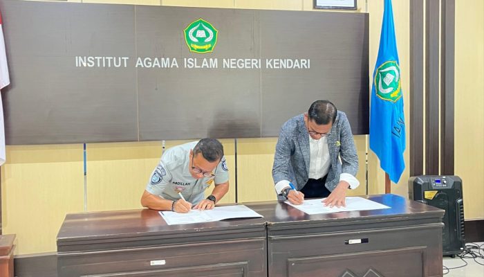 Penandatanganan MoU Antara PT Jasa Raharja dan Institut Agama Islam Negeri Kendari