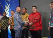 Calon Wali Kota Kendari Yudhianto Mahardika Anton Timbang Raih Penghargaan Pemuda Inspiratif
