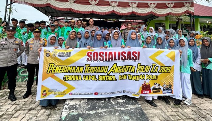 Polda Sultra Sosialisasikan Penerimaan Anggota Polri hingga Wilayah Kepulauan Wakatobi