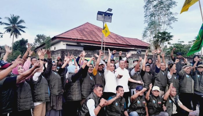 Tim Pemenangan TPS Aksan Jaya Putra dan Andi Sulolipu di Puuwatu Resmi Dikukuhkan