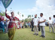 Menyapa Masyarakat Konsel, ASR – Hugua Janji 80 Persen APBD Sultra untuk Pertanian, Kesehatan dan Perikanan