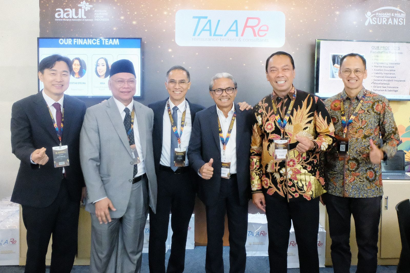 Direktur Jasa Raharja, Rivan A. Purwanto (kedua dari kanan) turut berpartisipasi dalam Indonesia Rendezvous 2024 ke-28 yang digelar oleh Asosiasi Asuransi Umum Indonesia di Bali. (Foto: Ist/KR)