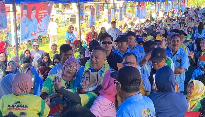 La Ode Inarto Ajak Warga Menangkan AJP-ASLI: “Pilih Wali Kota dari Golkar Agar Usulan Gampang Direalisasikan”