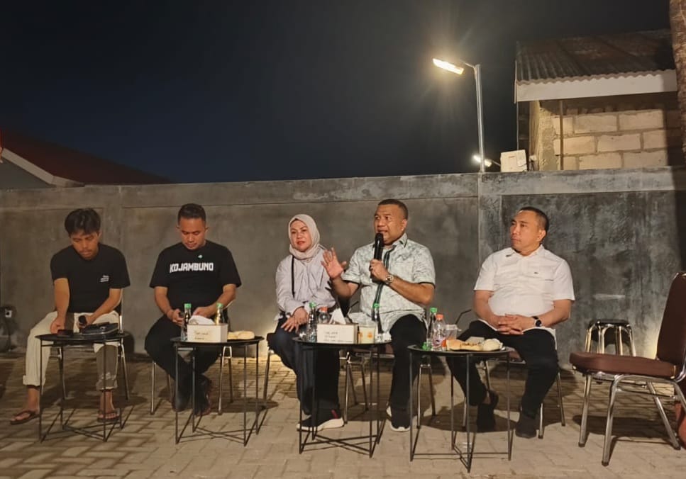 Reses Anggota DPD RI Umar Bonte dan Leni Surunuddin bersama calon Wali Kota Kendari AJP-ASLI menyerap aspirasi Milenial dan Gen Z di Kendari. (Foto: Ist/KR)