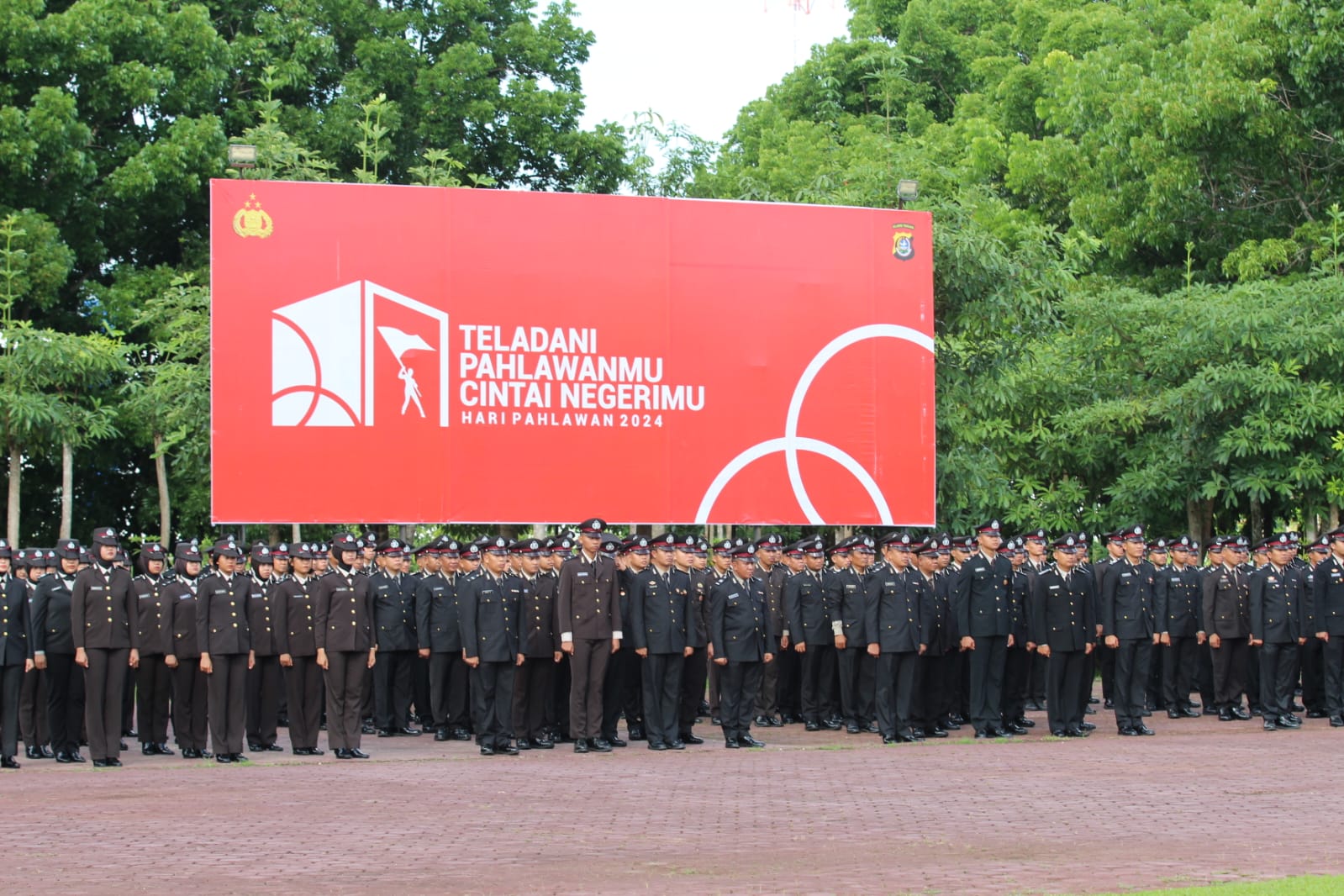 Suasana Upacara Bendera peringatan Hari Pahlawan Nasional 10 November 2024 di Mapolda Sultra. (Foto: Ist/KR)