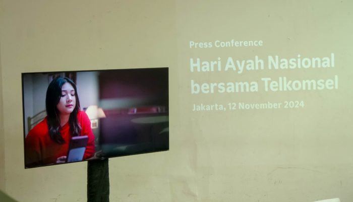 Momen Hari Ayah, Telkomsel Luncurkan Kampanye Hari Ayah Nasional “Telepon Sebelum Terlambat”