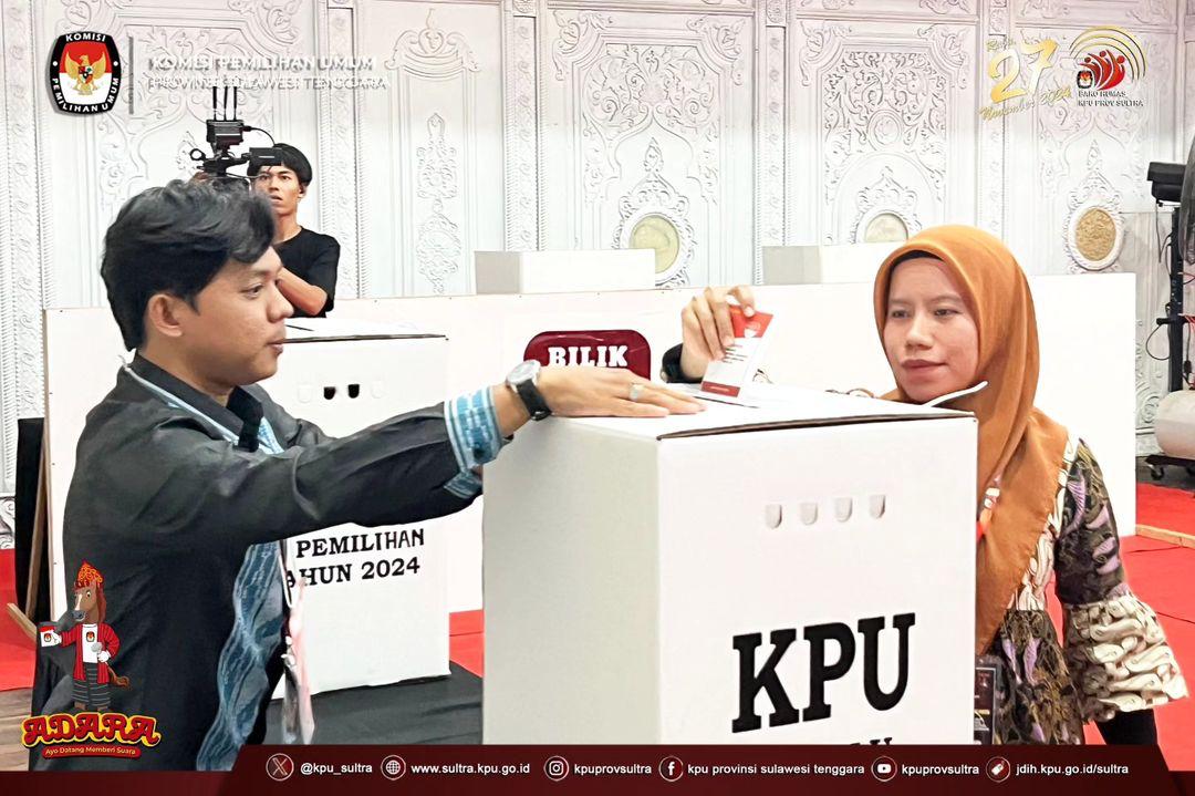 Bimbingan teknis pencoblosan dan pemantapan pemungutan suara oleh KPU Sultra. (Foto: Ist/KR)