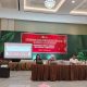 Kepala Perwakilan OJK Sultra, Bismi Maulana Nugraha, saat memaparkan materi tentang pertumbuhan ekonomi Sultra. (Foto: Ist/KR)
