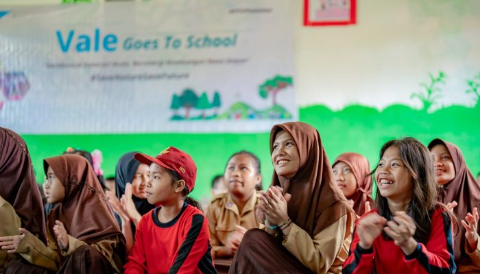 Vale Goes to School Tanamkan Semangat Peduli Lingkungan pada Generasi Muda di Kolaka