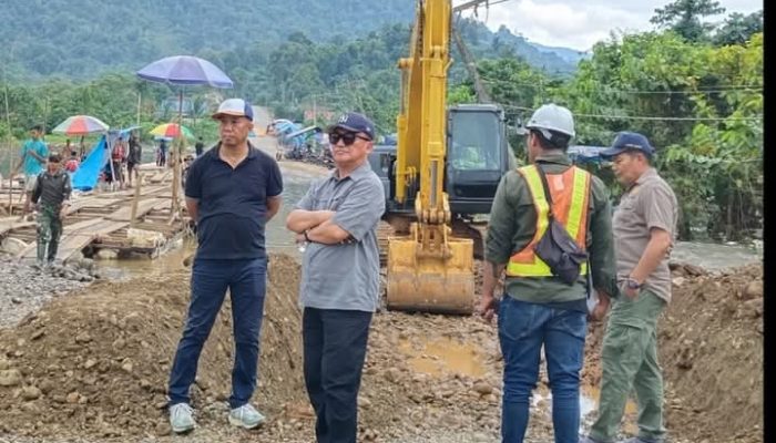 Dinas Cipta Karya Sultra Monitoring Pembangunan Jembatan Darurat di Konut