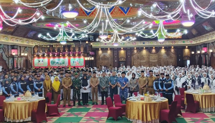 Pemkot Kendari Lepas Keberangkatan Jemaah Haji Kota Kendari Menuju Ke Makkah