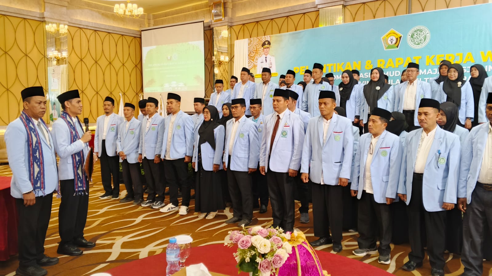 Pelantikan pengurus BKPRMI Provinsi Sultra oleh Ketua Umum DPP BKPRMI di salah satu hotel di Kendari. (Foto: Ist/KR)
