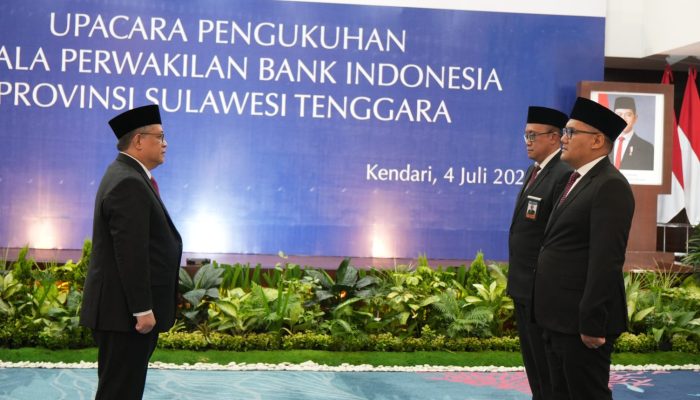 Anggota Dewan Gubernur BI Kukuhkan Edwin Permadi sebagai Kepala Perwakilan BI Sultra