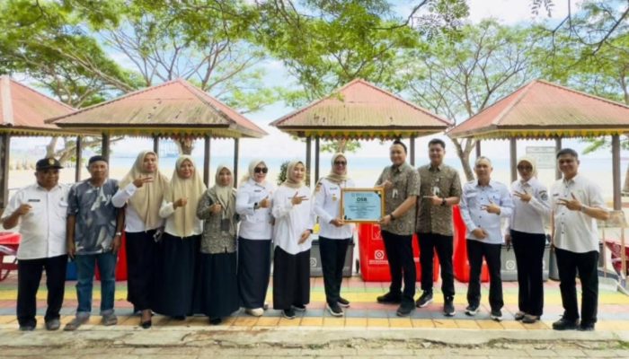 BPJS Kesehatan Serahkan Bantuan OSR Tanggap Kesehatan kepada Dispar dan Ekonomi Kreatif Kota Kendari