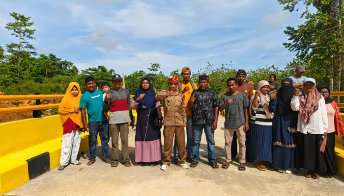 Pemerintah dan Masyarakat Desa Tangkumaho Berterima Kasih Atas Pembangunan Jembatan Tolimbo