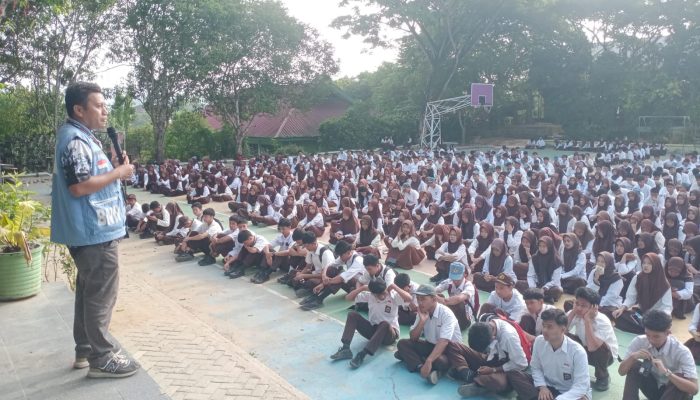Ribuan Siswa SMA Negeri 6 Kendari Ikuti Sosialisasi Bahaya Penyalahgunaan Narkoba