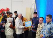 Pertama Kali, Pemkot Kendari Raih Anugerah Keterbukaan Informasi Publik dengan Predikat Informatif