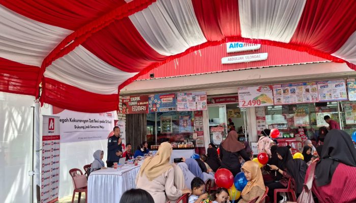 Cek Kesehatan Gratis Warnai Grand Opening Alfamidi Tirawuta di Kolaka Timur