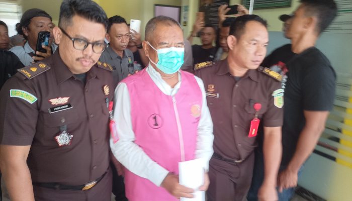 Mantan Sekda Muna Barat Resmi Ditahan Kejari Muna dalam Dugaan Kasus Korupsi