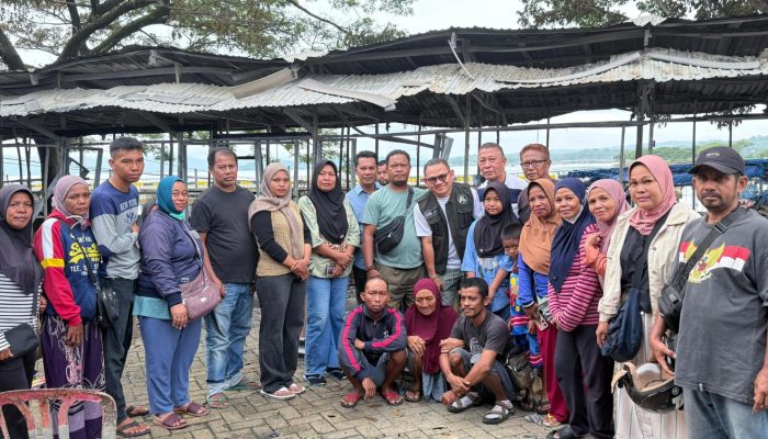 Bantuan Cepat Jaelani Bagi Pedagang Korban Kebakaran di Kawasan Pelabuhan Raha