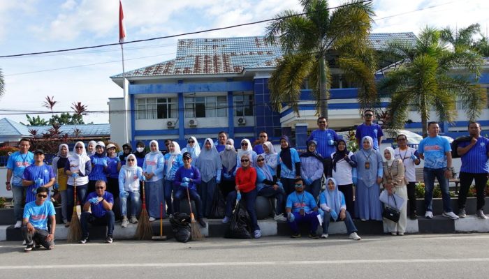 Sinergi Jasa Raharja Sultra dan Samsat Kendari Ubah Wajah Pelayanan Melalui Aksi ‘Glow Up Lingkungan: Bersih Itu Keren’