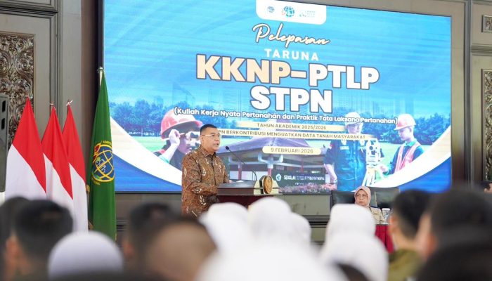 Wamen Ossy Lepas 30 Taruna/i STPN ikuti KKN Pertanahan untuk Restorasi Arsip Pascabencana Hidrometeorologi di Aceh dan Sumut