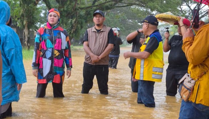 Wali Kota Siska dan Wawali Sudirman Tinjau Langsung Titik Banjir di Kendari, Pastikan Kondisi Warga Di Pengungsian