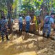 Prajurit Lanud Haluoleo Turun Tangan Bantu Korban Banjir di Kendari, Wujud Pengabdian Tanpa Batas