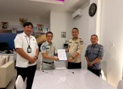 Jasa Raharja Sultra Salurkan Bantuan Marka Jalan kepada Dinas Perhubungan Kota Kendari