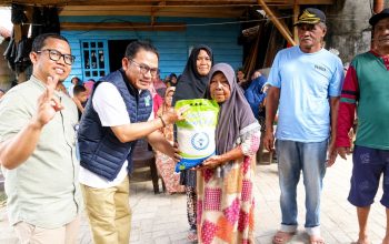 Anggota DPR RI Jaelani Salurkan Bantuan Pangan kepada Warga Kendari, Ringankan Beban Ekonomi Masyarakat