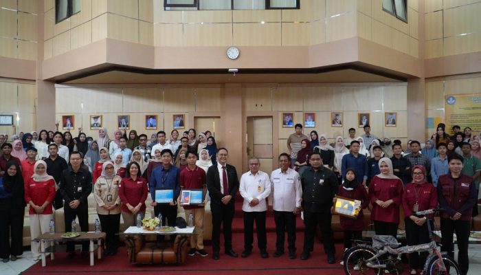 Kick Off BIK 2026 Dibuka di UHO, Dorong Literasi Keuangan Digital Generasi Muda