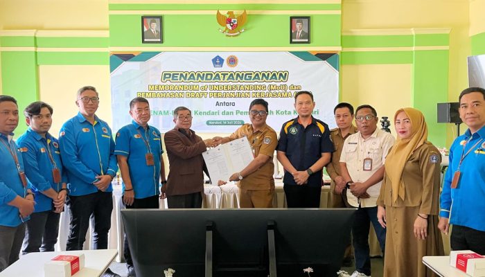 Warga Kendari Kuliah di STIE Enam Enam Pada Semua Jenjang Akan Dapat Bantuan Beasiswa