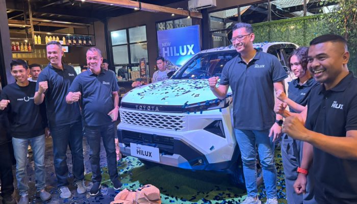 Kalla Toyota Luncurkan New Hilux di Kendari, Tampil Lebih Gagah dengan Mesin Lebih Bertenaga