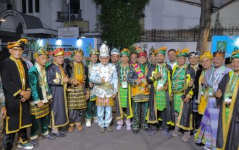 Ketua DPC PKB se-Sultra Dilantik di Kota Tua Jakarta, Kompak Kenakan Pakaian Adat Daerah