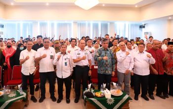 Menaker RI Beri Kuliah Umum di UMK, Gubernur Sultra Dorong Penguatan SDM Hadapi Perubahan Dunia Kerja