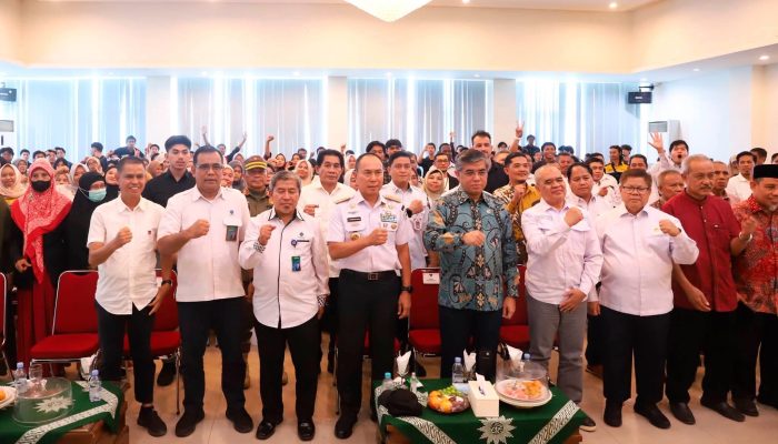 Menaker RI Beri Kuliah Umum di UMK, Gubernur Sultra Dorong Penguatan SDM Hadapi Perubahan Dunia Kerja