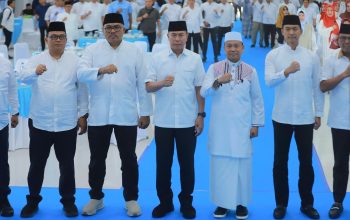 Gubernur Sultra Hadirkan Ustaz Das’ad Latif di Kantor Gubernur, Pesannya: Jabatan adalah Amanah untuk Mengabdi