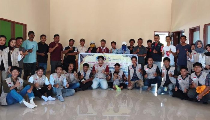 PKM Terintegrasi KKN Tematik UHO Hadirkan Model Pertanian Terpadu di Desa Teppoe, Poleang Timur