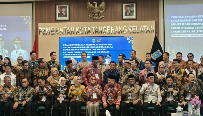 Wali Kota Kendari Teken Kerja Sama dengan Tangsel, Bidik Optimalisasi PAD Lewat Digitalisasi Pajak