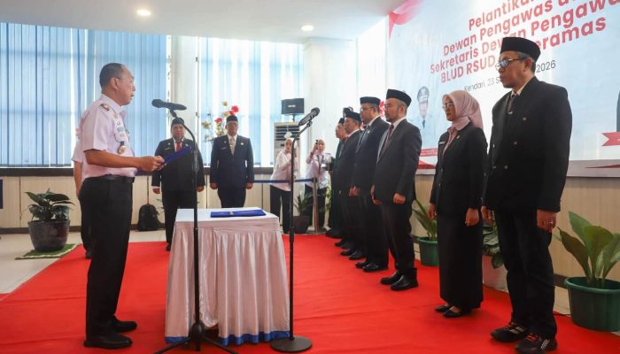 Lantik Dewan Pengawas RSUD Bahteramas, Gubernur Sultra Dorong Pembenahan Manajemen dan Tata Kelola